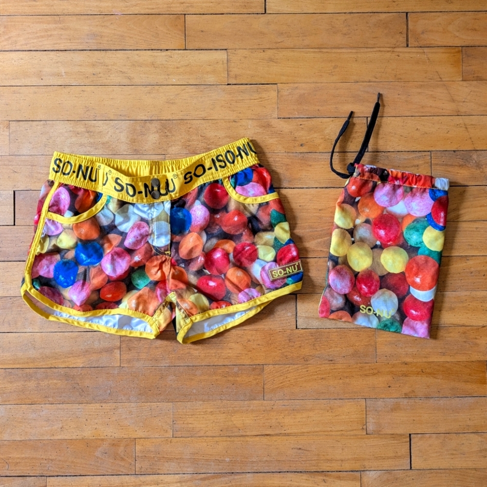 Fun, colorful maximalism gumball print Board Shorts XS summer beach So-Nu